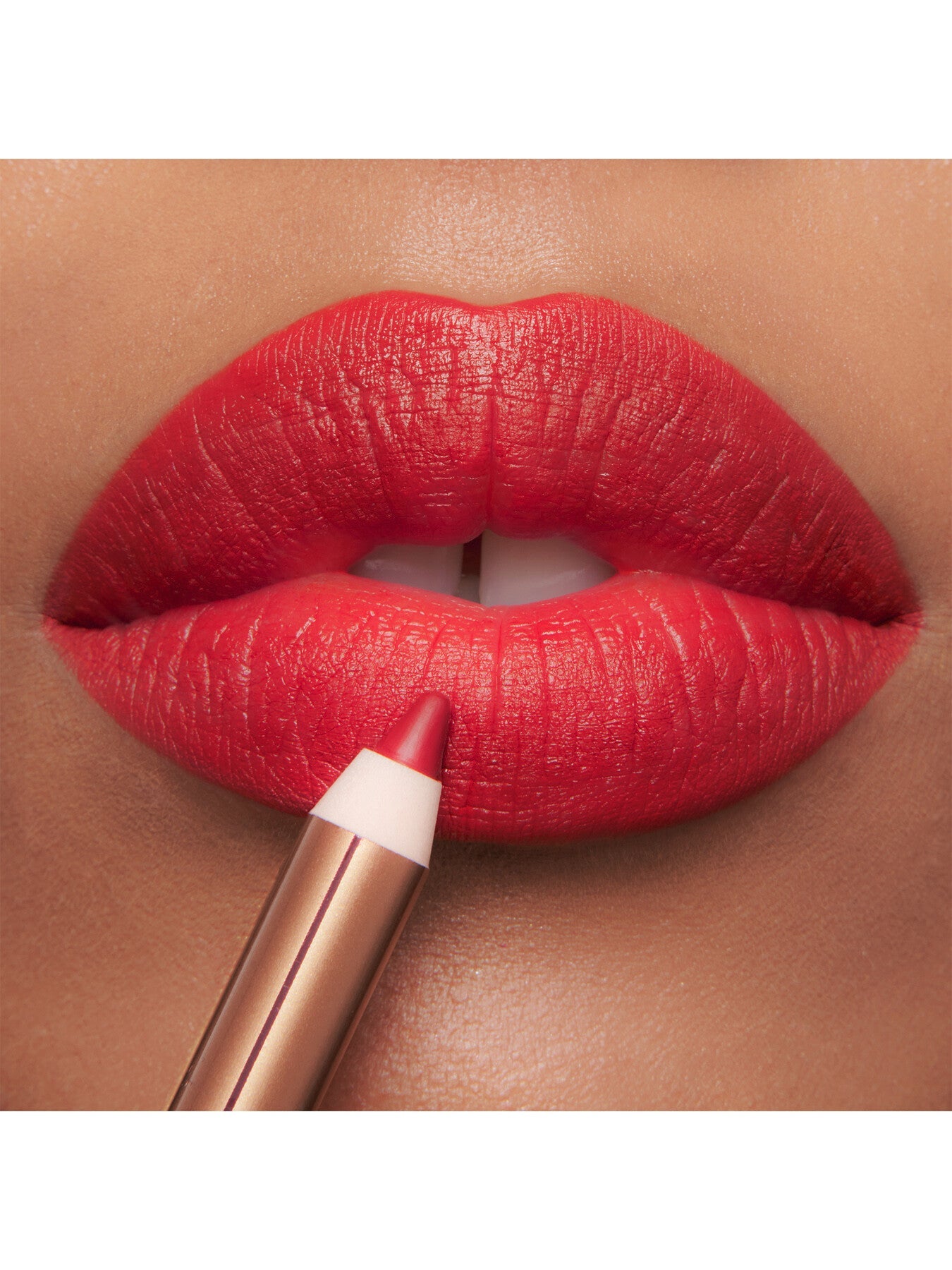 Luxe Lip Define