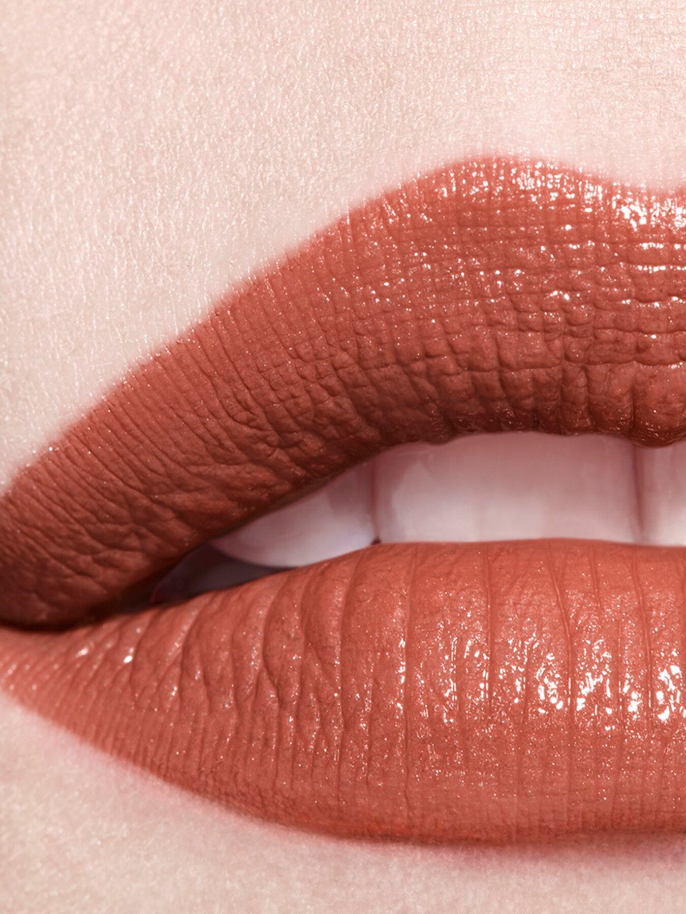 Chanel Rouge Coco Satin Lipstick - Long-Wear Hydration for Luscious LAips
