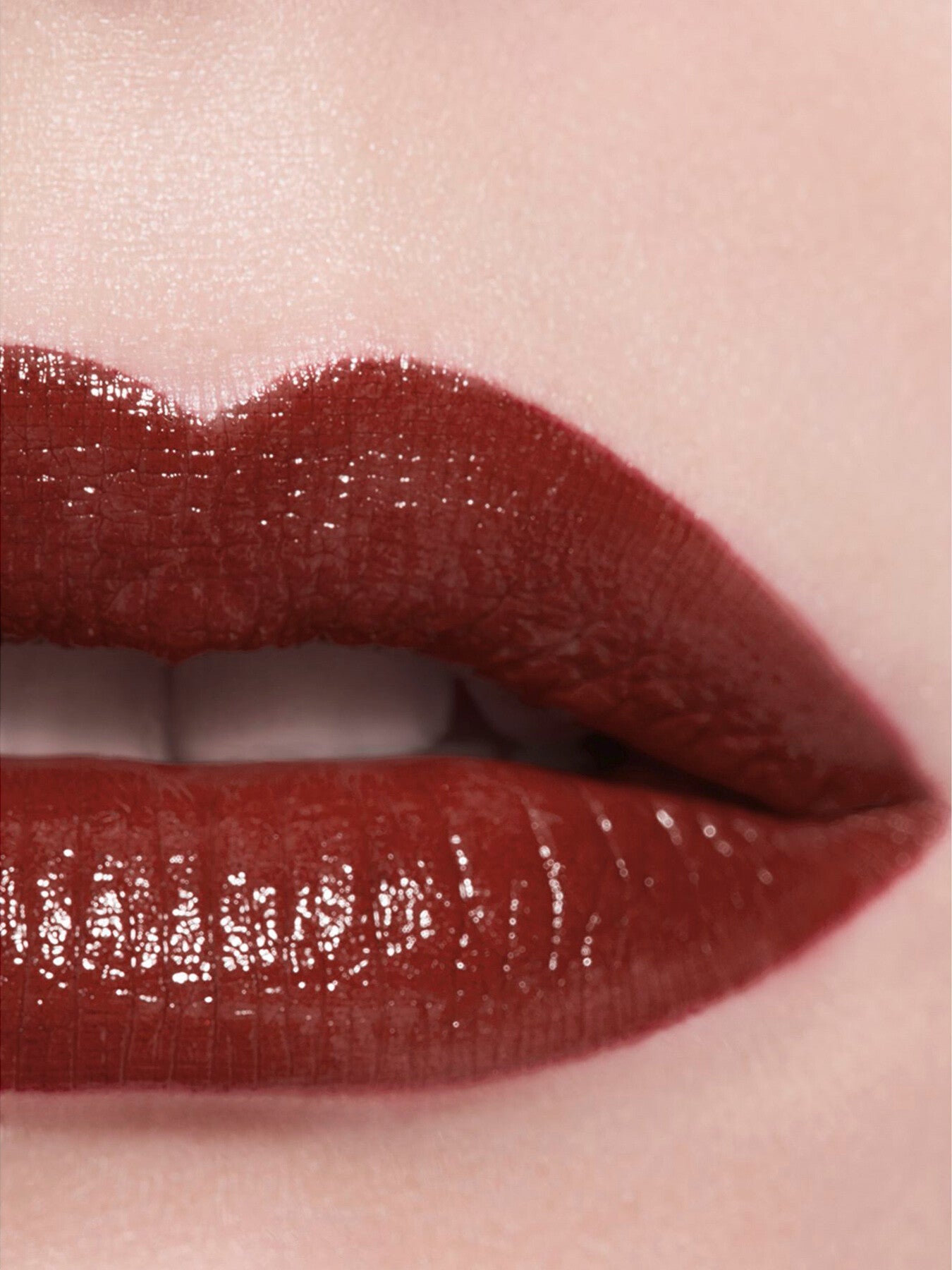 Chanel Rouge Coco Satin Lipstick - Long-Wear Hydration for Luscious LAips