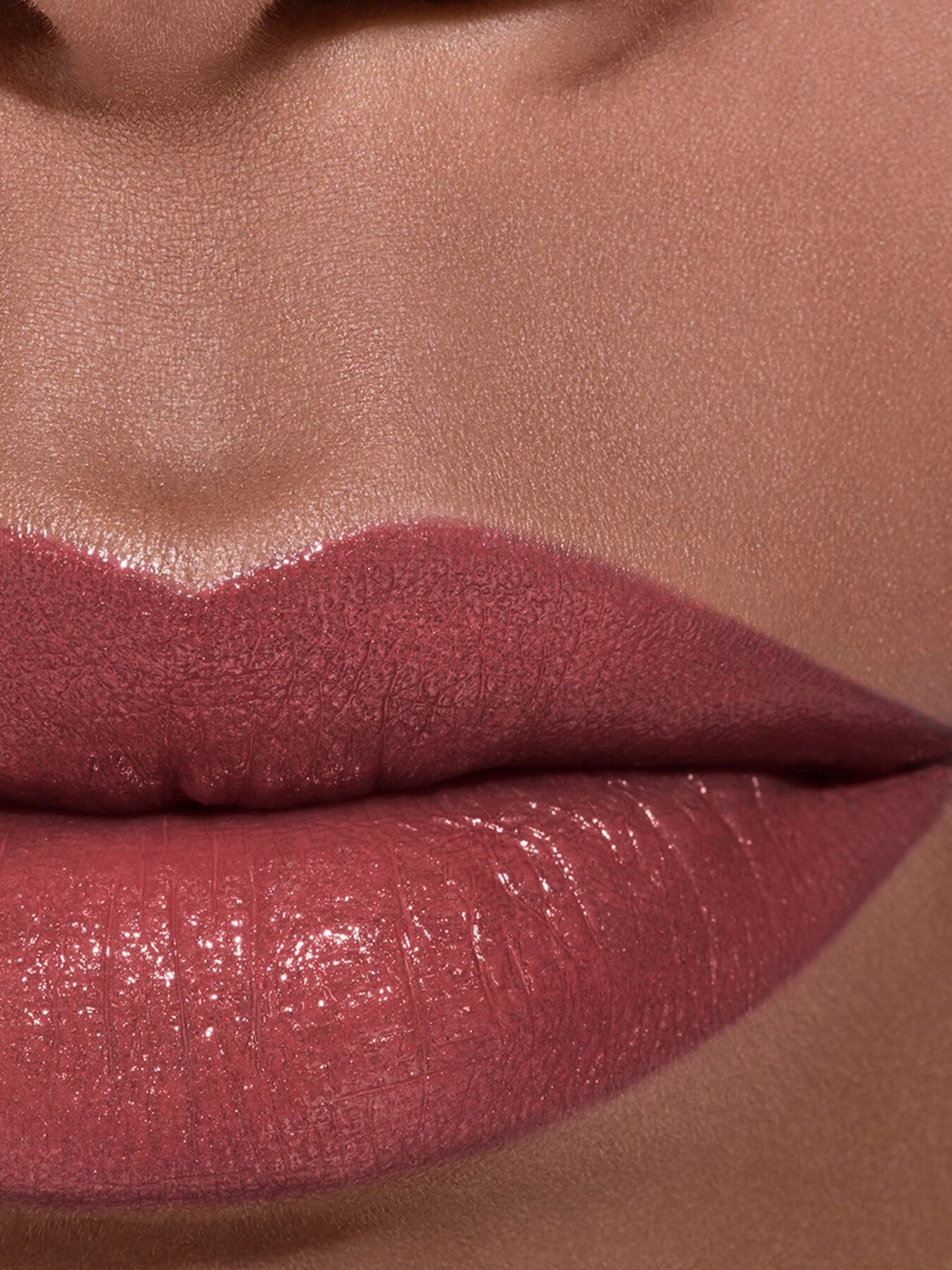 Chanel Rouge Coco Satin Lipstick - Long-Wear Hydration for Luscious LAips