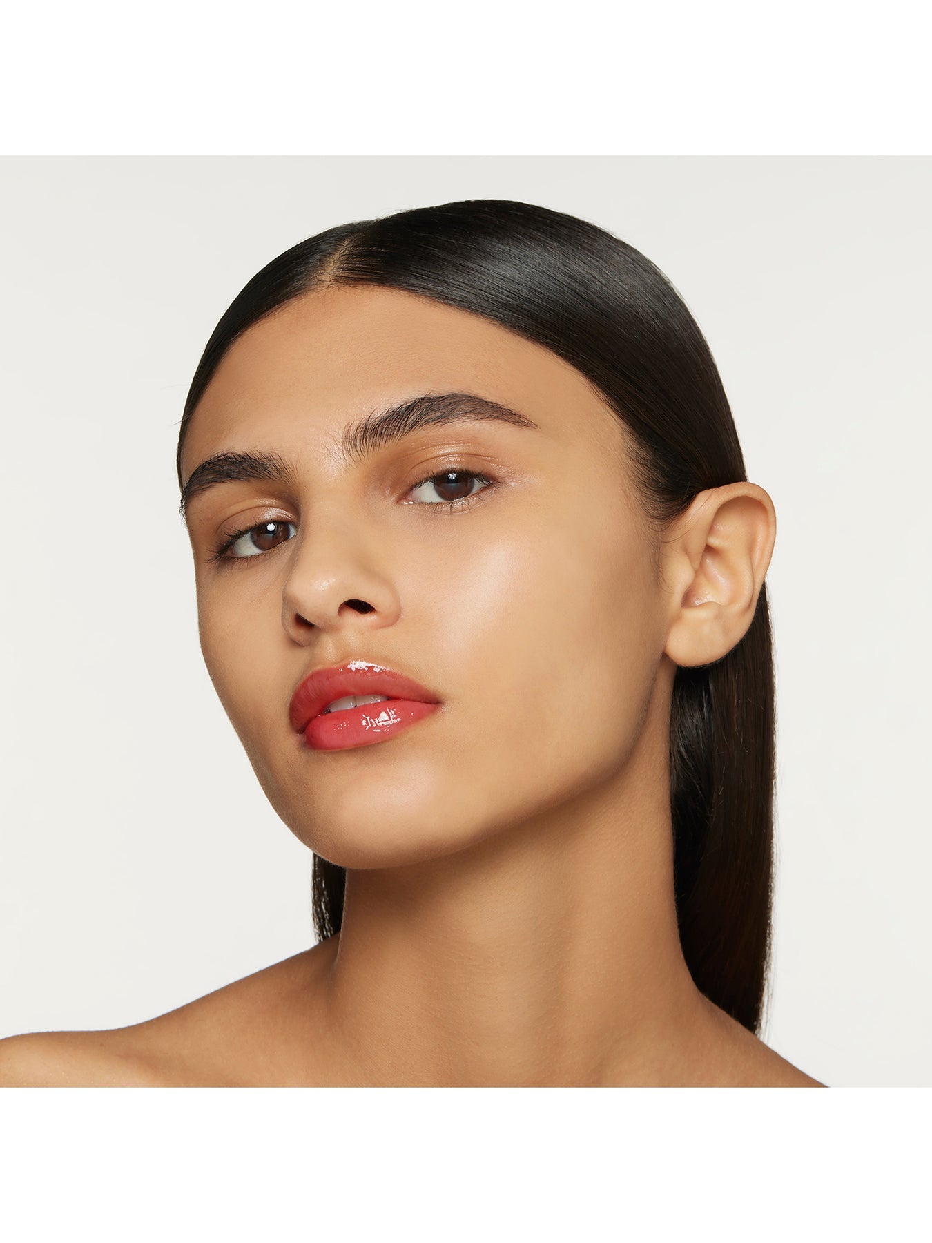 Gucci Luxe Lip Shine - 08 Rosso Ancora