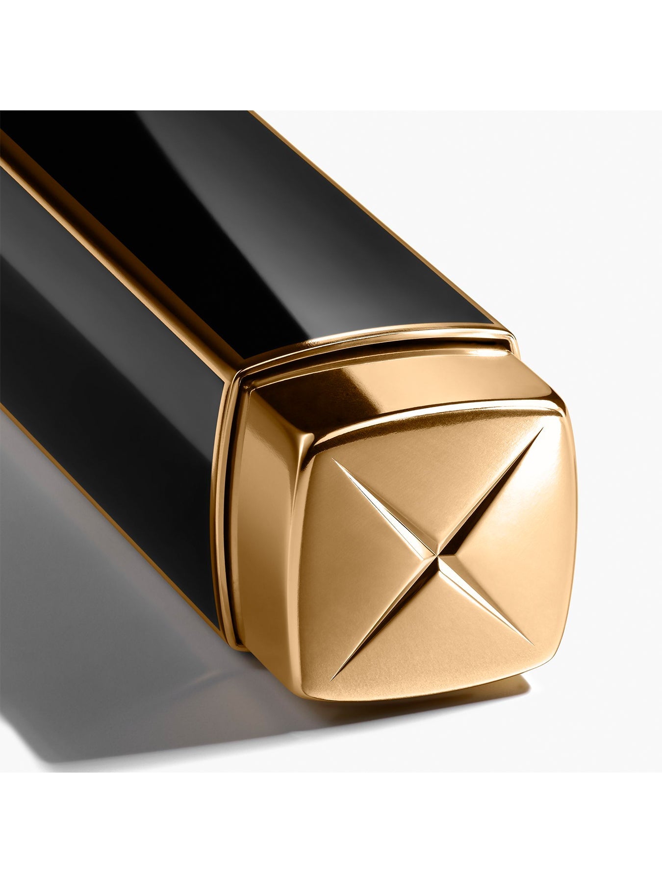 Velvet Allure: Limited Edition Rouge