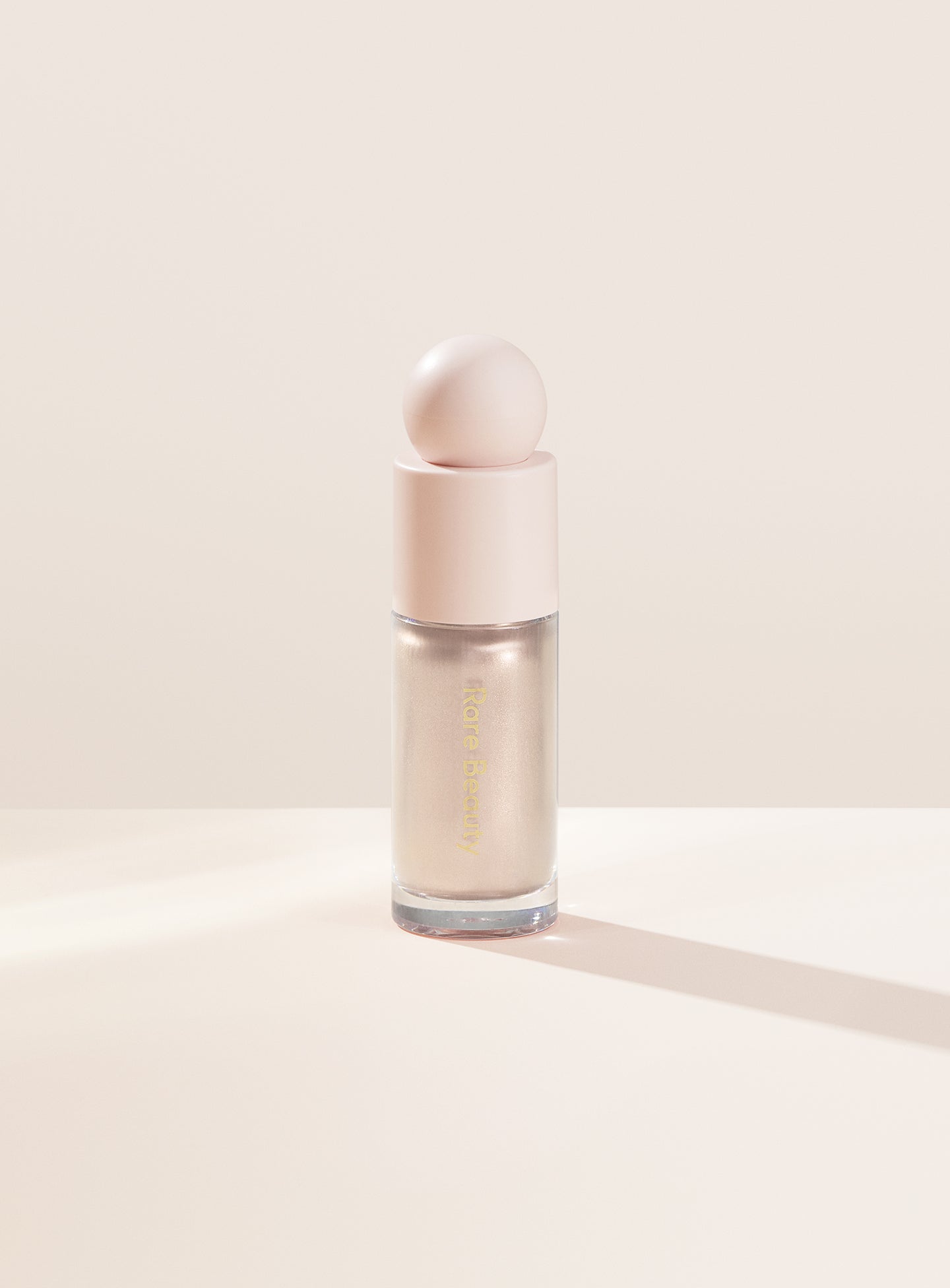 Radiant Glow Liquid Highlighter