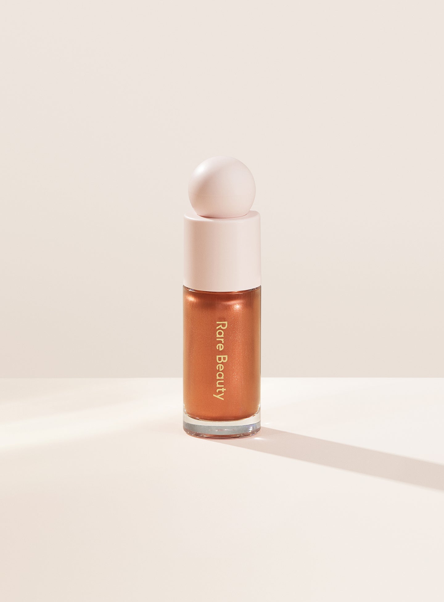 Radiant Glow Liquid Highlighter