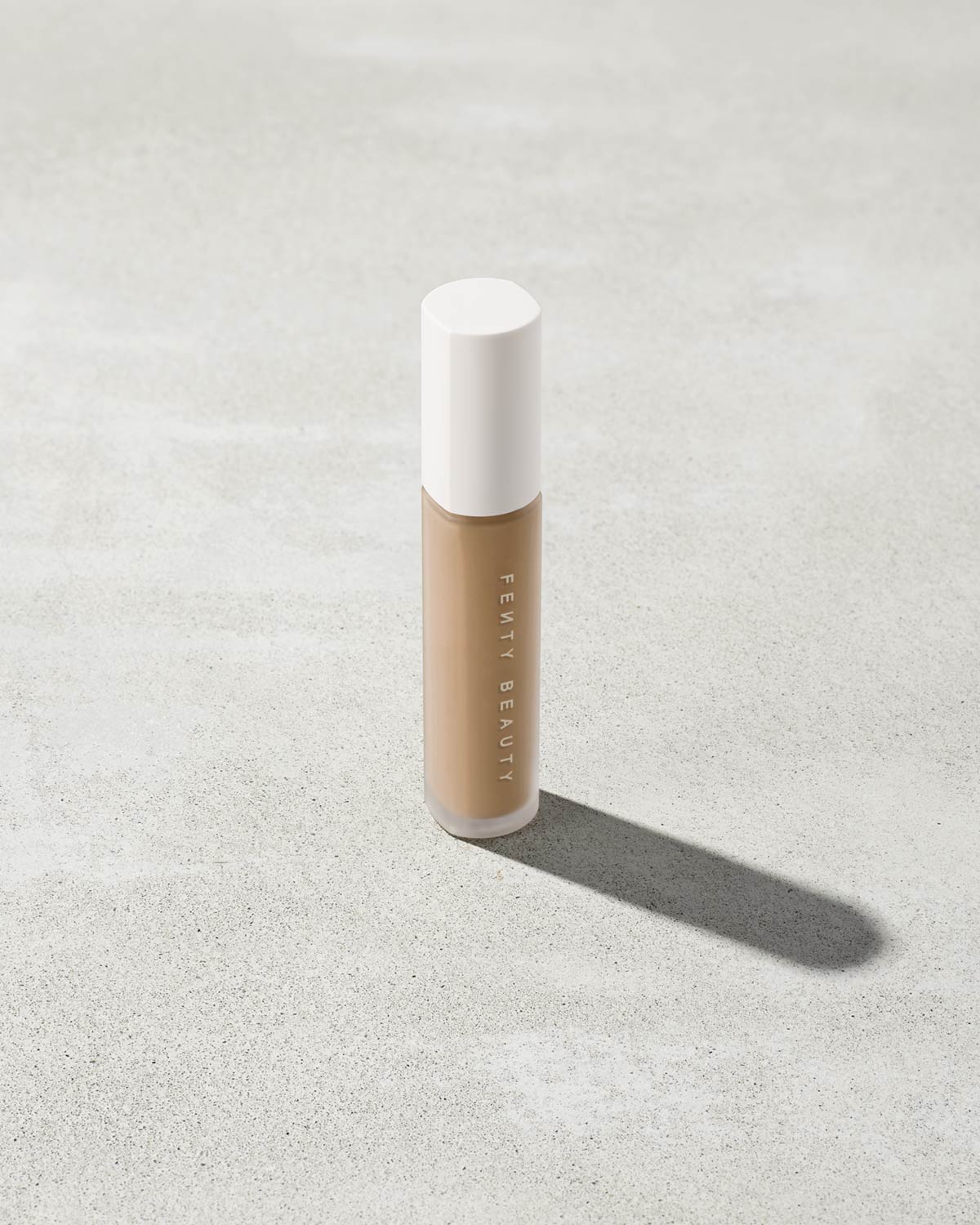 Pro Filt'r Instant Retouch Concealer - Shade 300