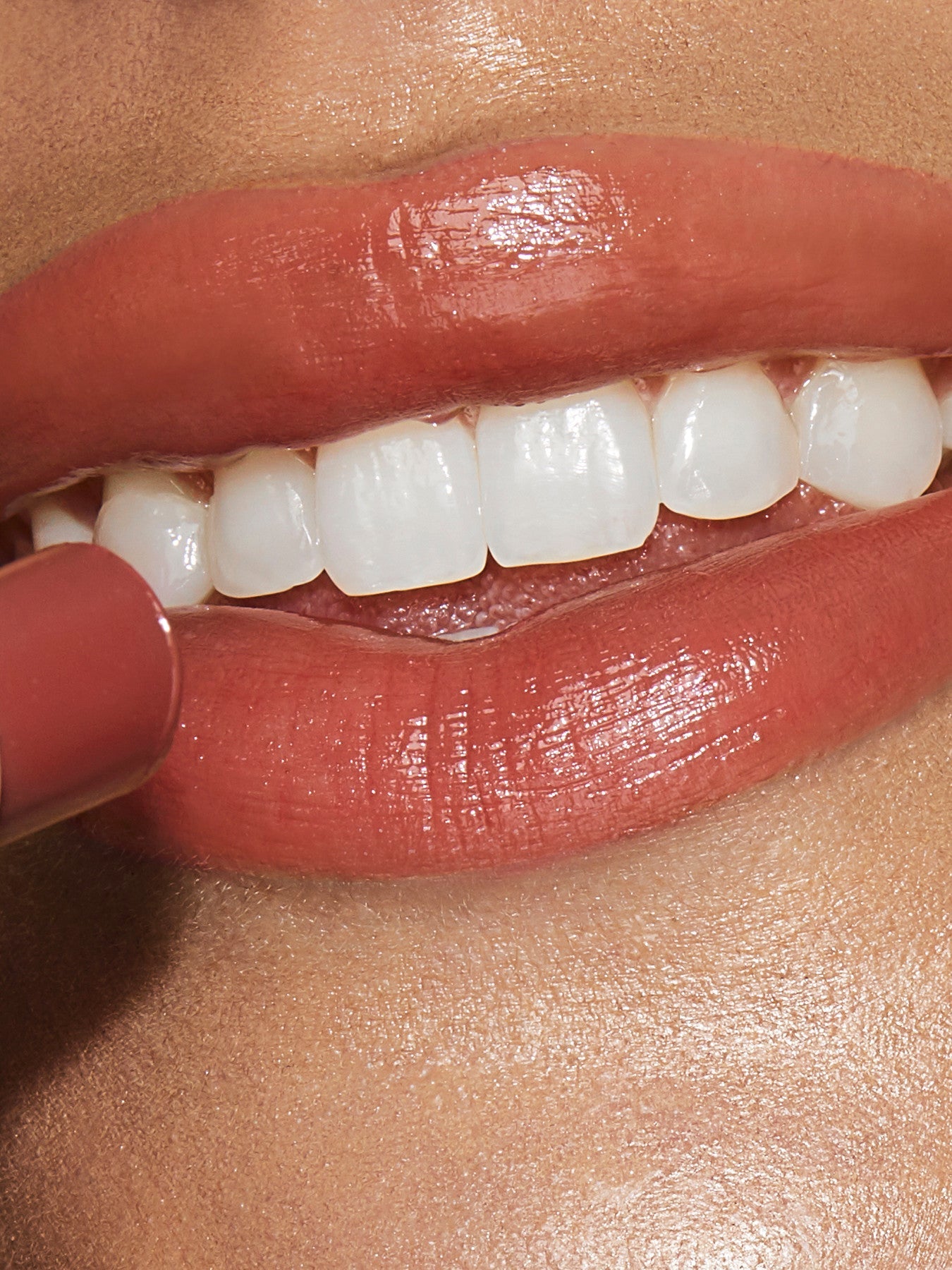 Hyaluronic Luxe Kiss - Happipetal