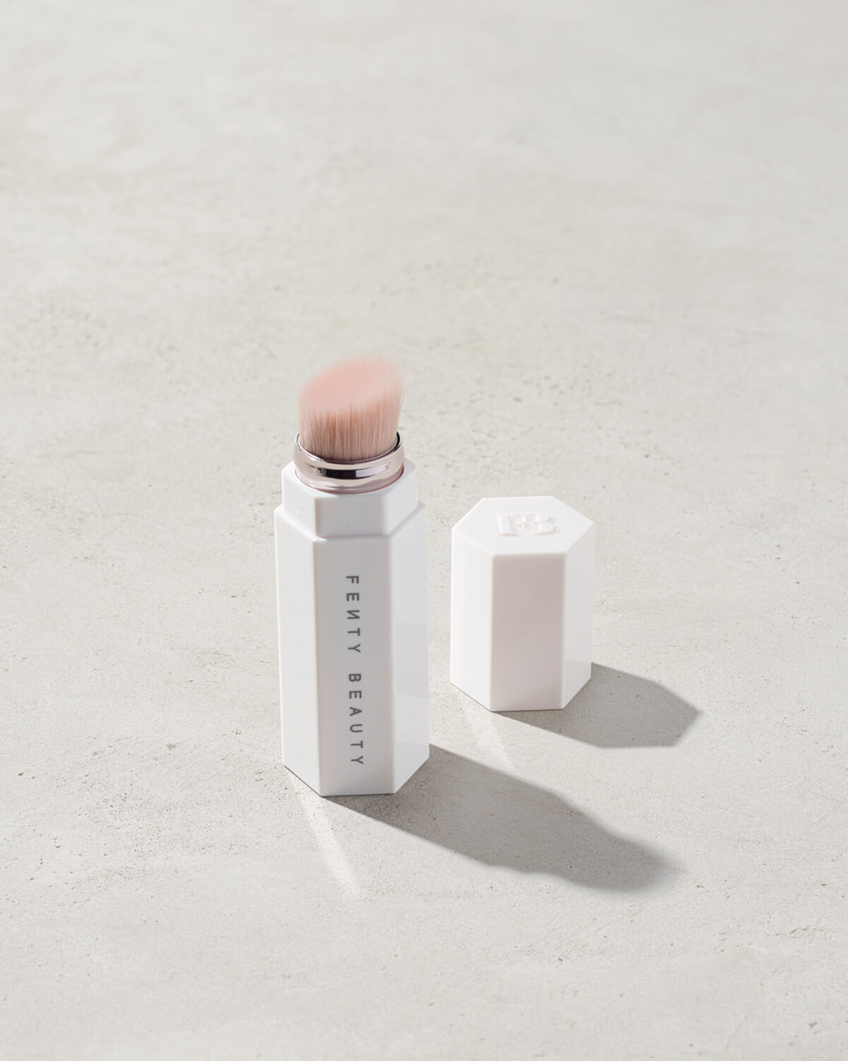 Portable Illuminating Brush 140