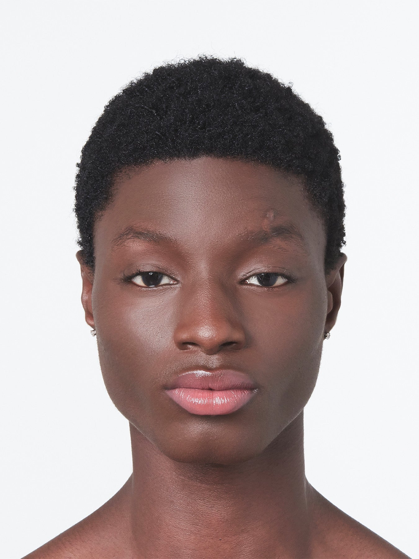 Gucci Luxe Brilliance Lip Color