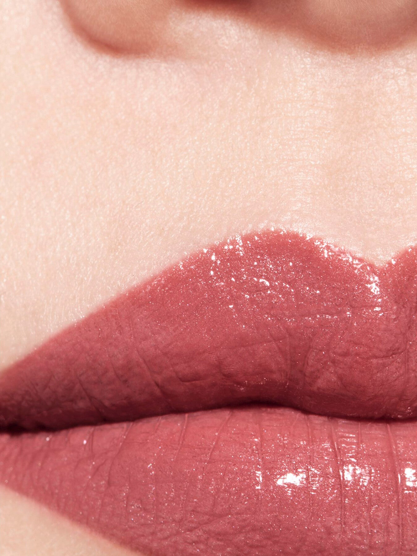 Chanel Rouge Coco Satin Lipstick - Long-Wear Hydration for Luscious LAips