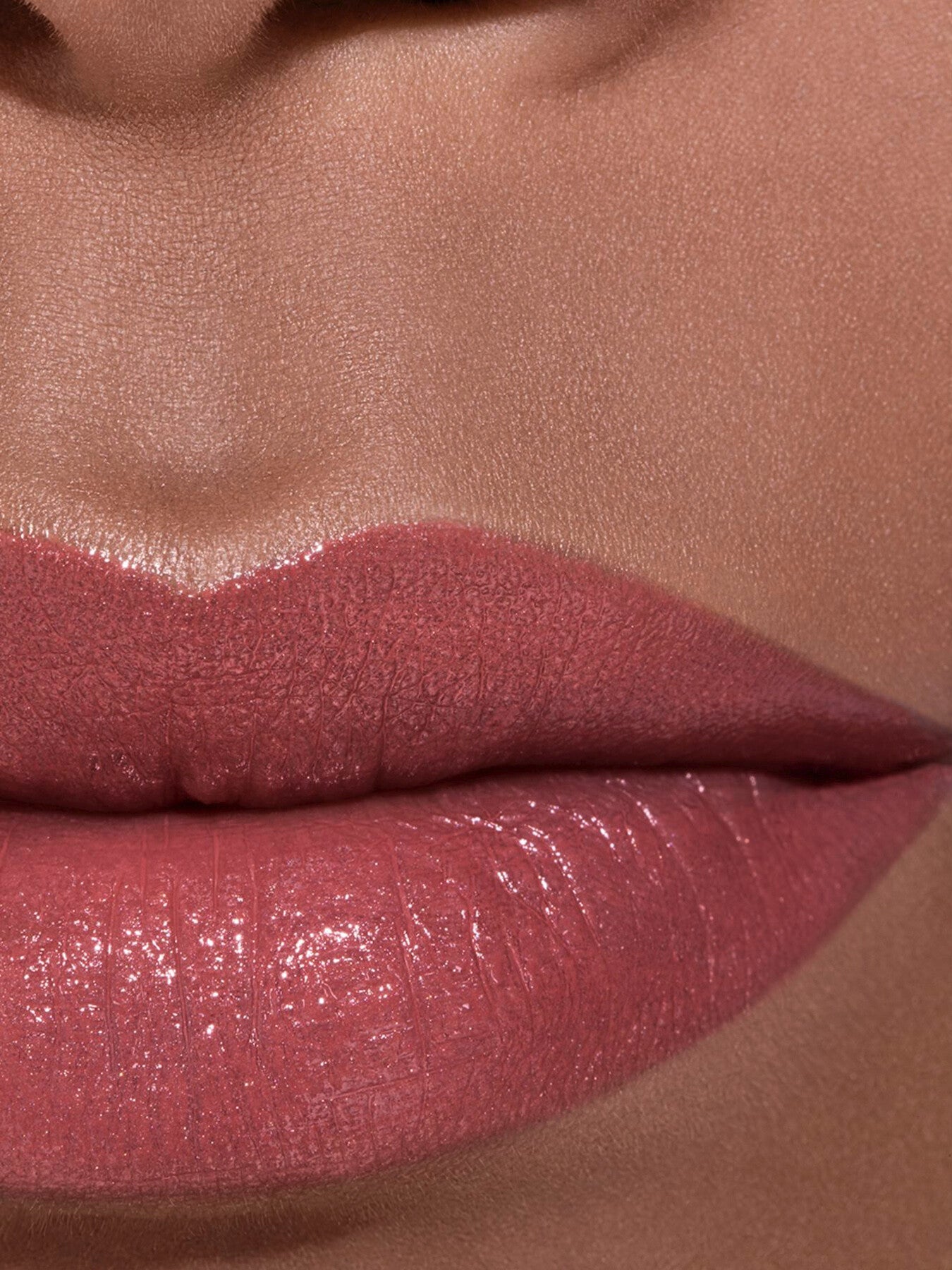 Chanel Rouge Coco Satin Lipstick - Long-Wear Hydration for Luscious LAips