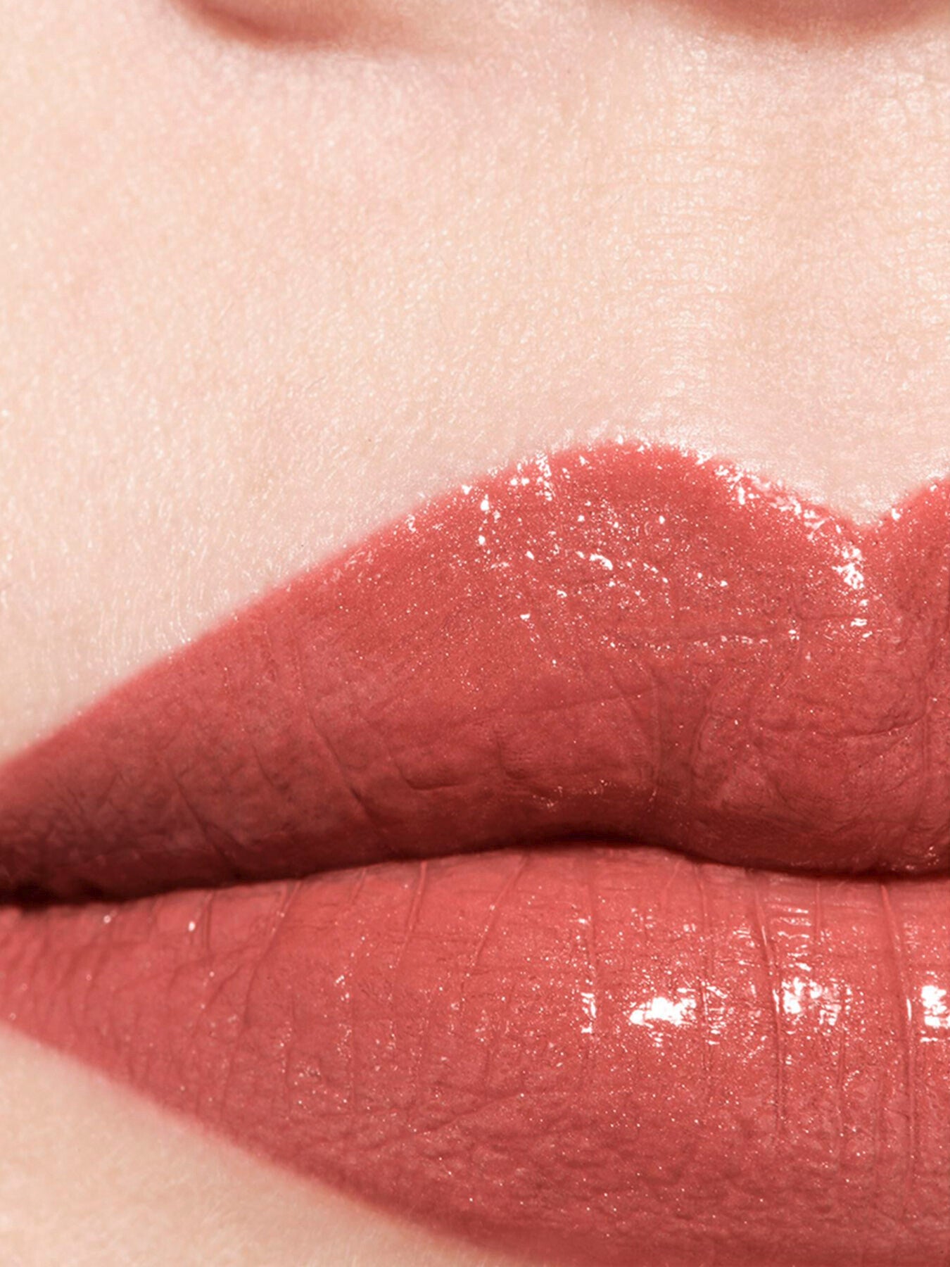 Chanel Rouge Coco Satin Lipstick - Long-Wear Hydration for Luscious LAips