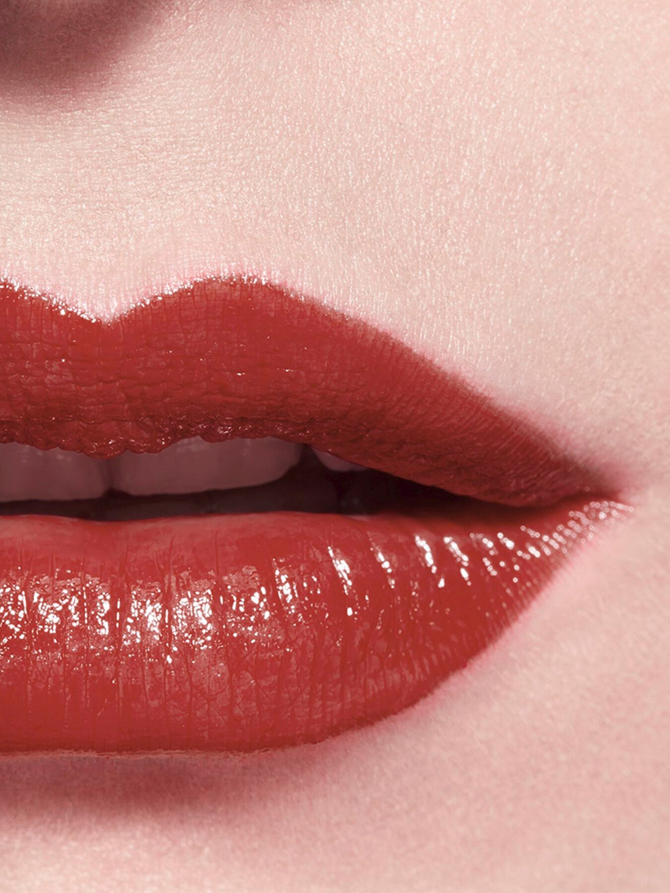 Chanel Rouge Coco Satin Lipstick - Long-Wear Hydration for Luscious LAips
