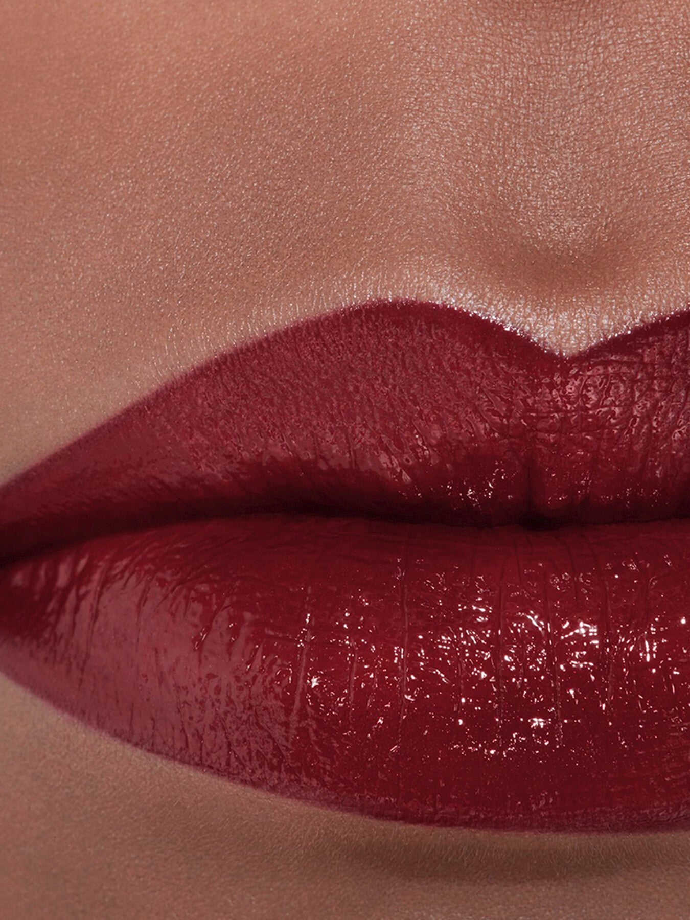 Chanel Rouge Coco Satin Lipstick - Long-Wear Hydration for Luscious LAips