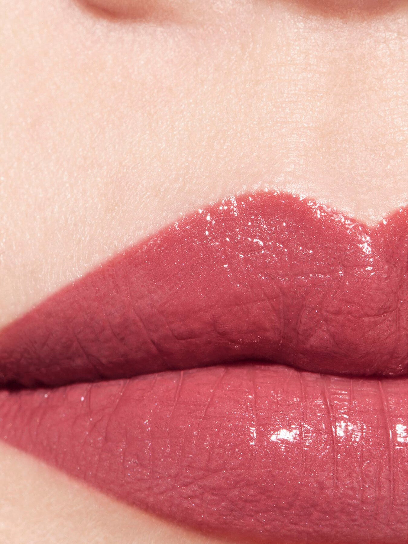 Chanel Rouge Coco Satin Lipstick - Long-Wear Hydration for Luscious LAips