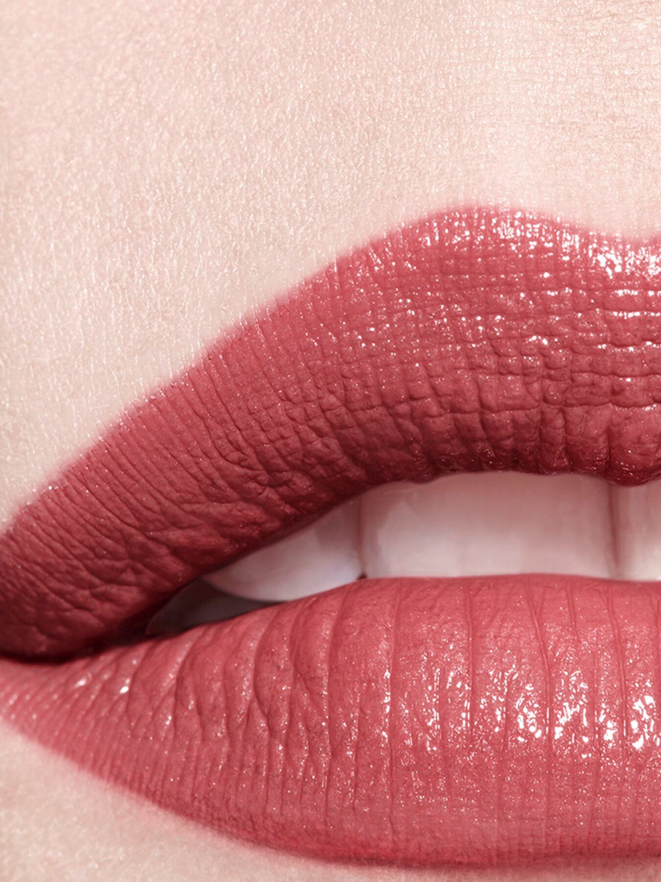 Chanel Rouge Coco Satin Lipstick - Long-Wear Hydration for Luscious LAips