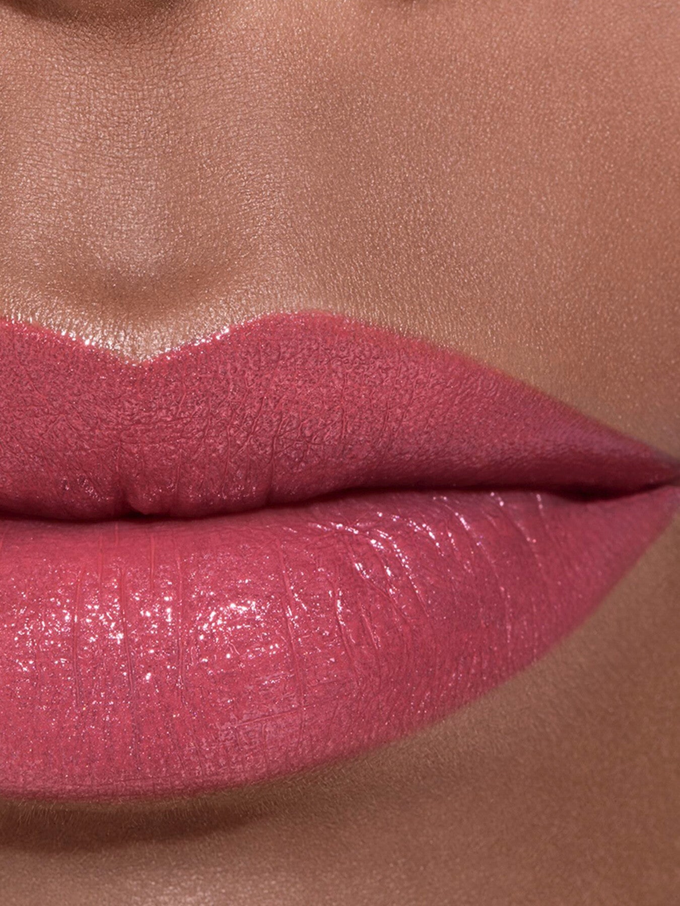 Chanel Rouge Coco Satin Lipstick - Long-Wear Hydration for Luscious LAips
