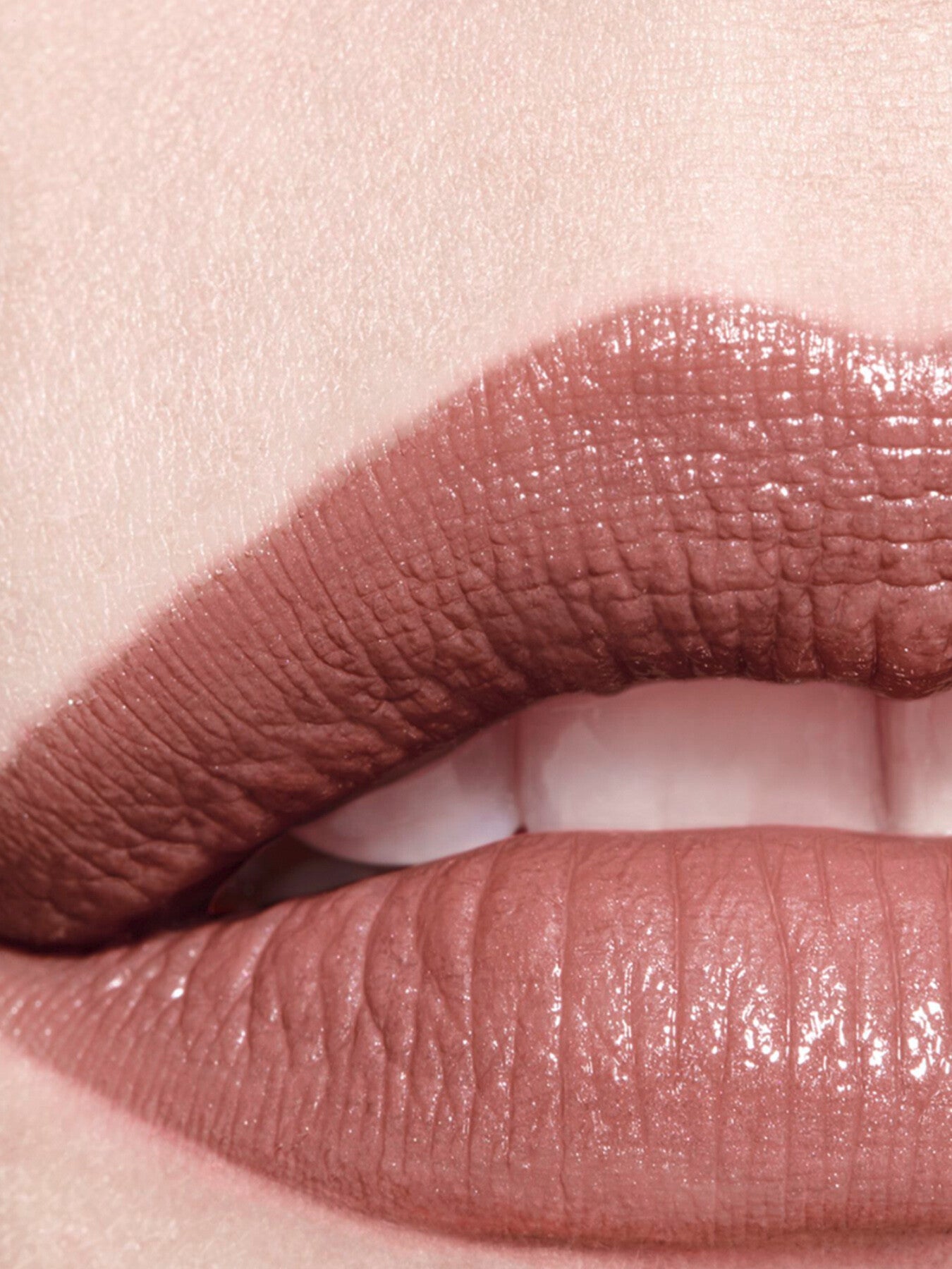Chanel Rouge Coco Satin Lipstick - Long-Wear Hydration for Luscious LAips