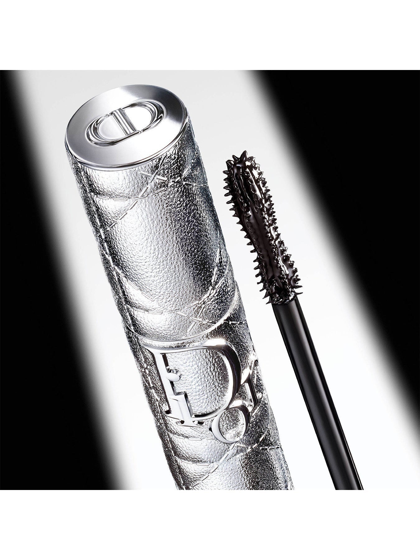 Diorshow Luxe Waterproof Volume Mascara