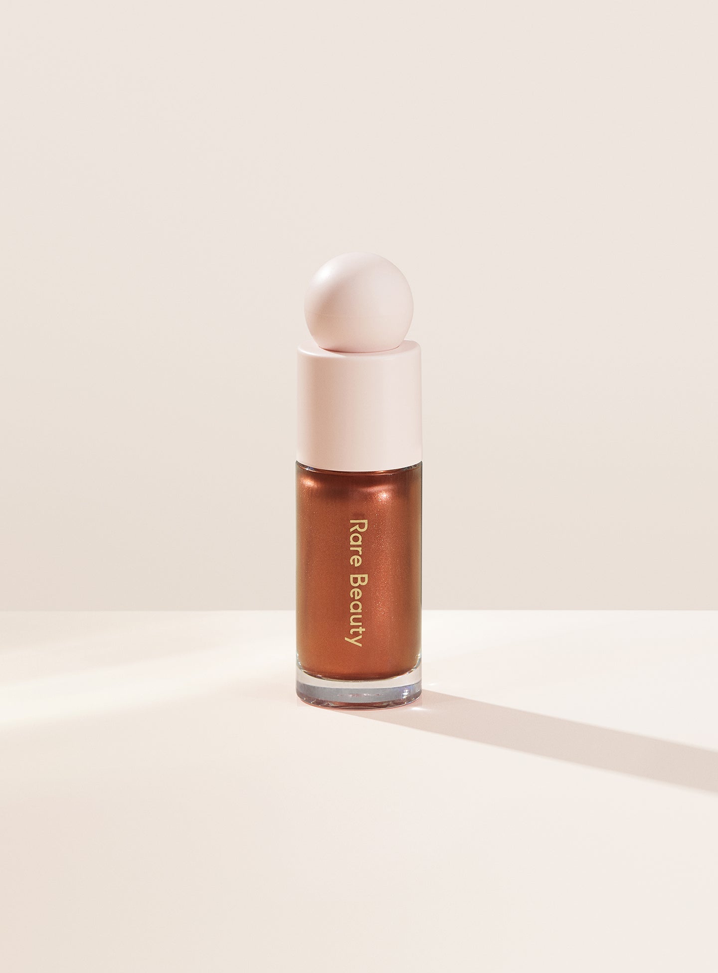 Radiant Glow Liquid Highlighter