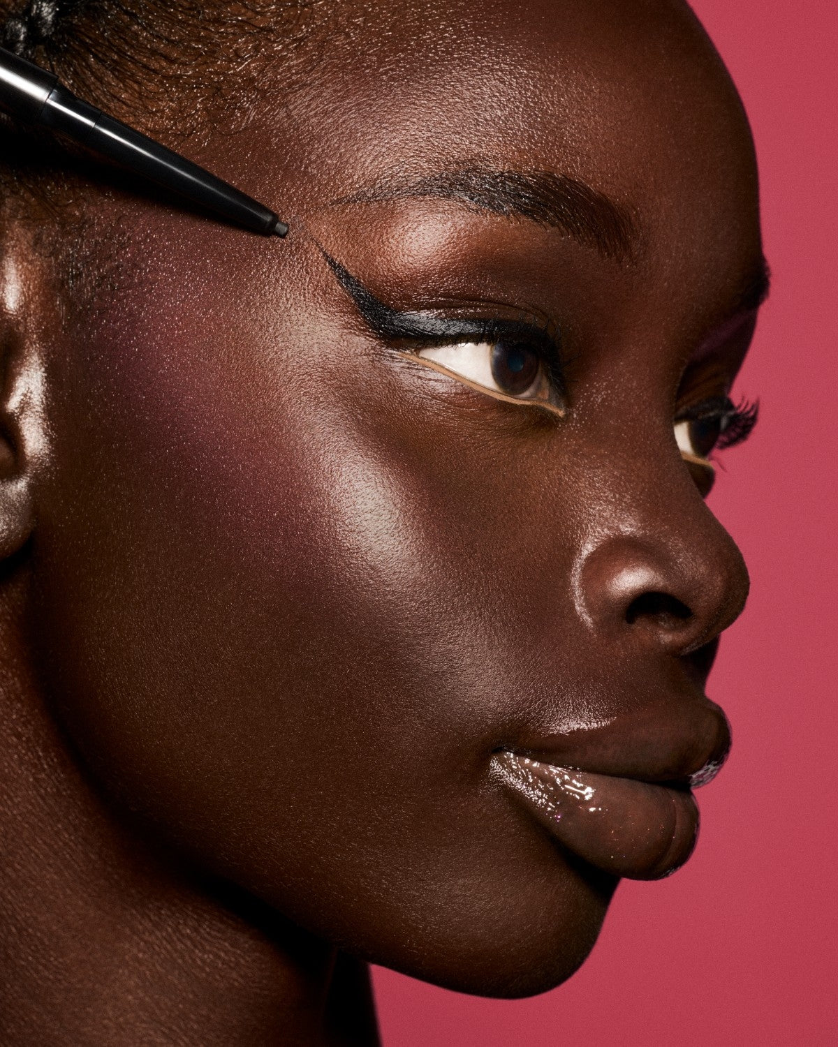 Fine Linez Eye Liner - Embrace Your Elegance
