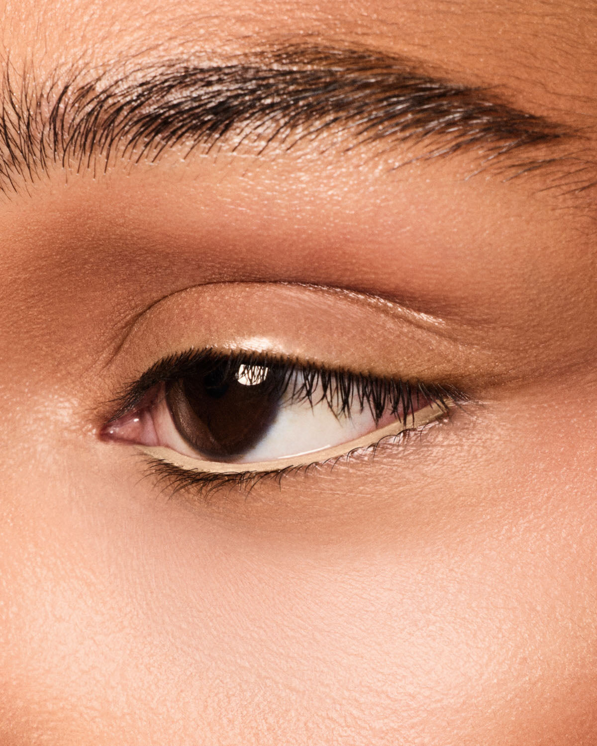 Gel Eyeliner for Eye Enhancement - Vanilla Killa
