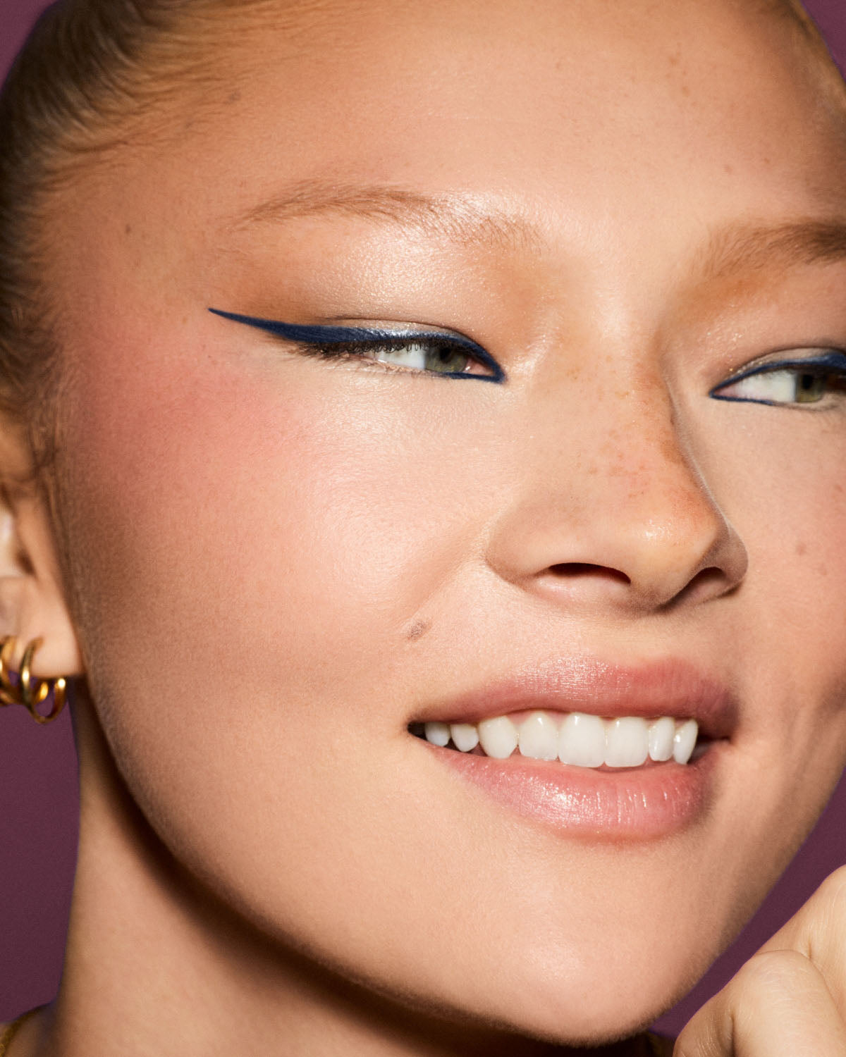 Fine Linez Eye Definer - Deep Navy